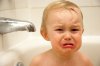 Child-Weinen-Badezimmer-Swimming.jpg