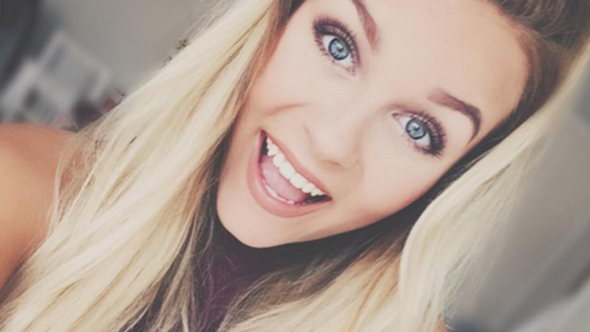 dagi-bee-lacht.jpg
