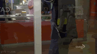 1242033084_house-ghetto-blaster.gif