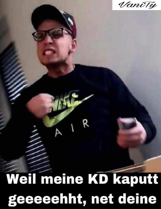 Cy7ampFWgAEduB9.jpg